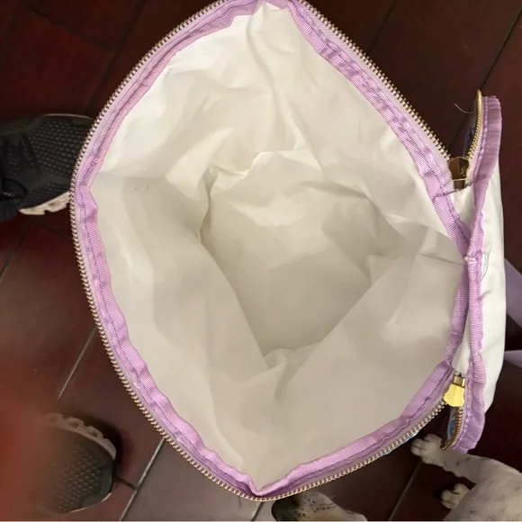 Lilly Pulitzer Purple and Blue Cooler Bag with Floral Design - Picture 6 of 6